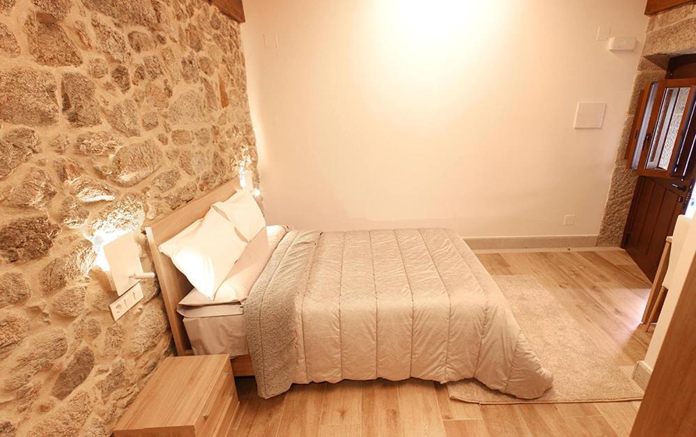 Eido Do Rei - Hospedaxe Rural Hotel Ponteareas Bagian luar foto