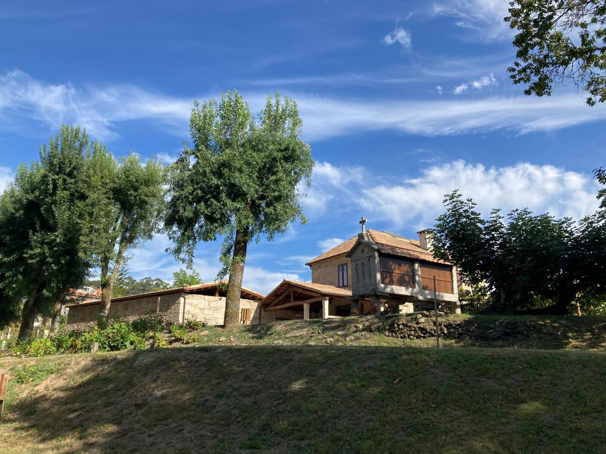 Eido Do Rei - Hospedaxe Rural Hotel Ponteareas Bagian luar foto